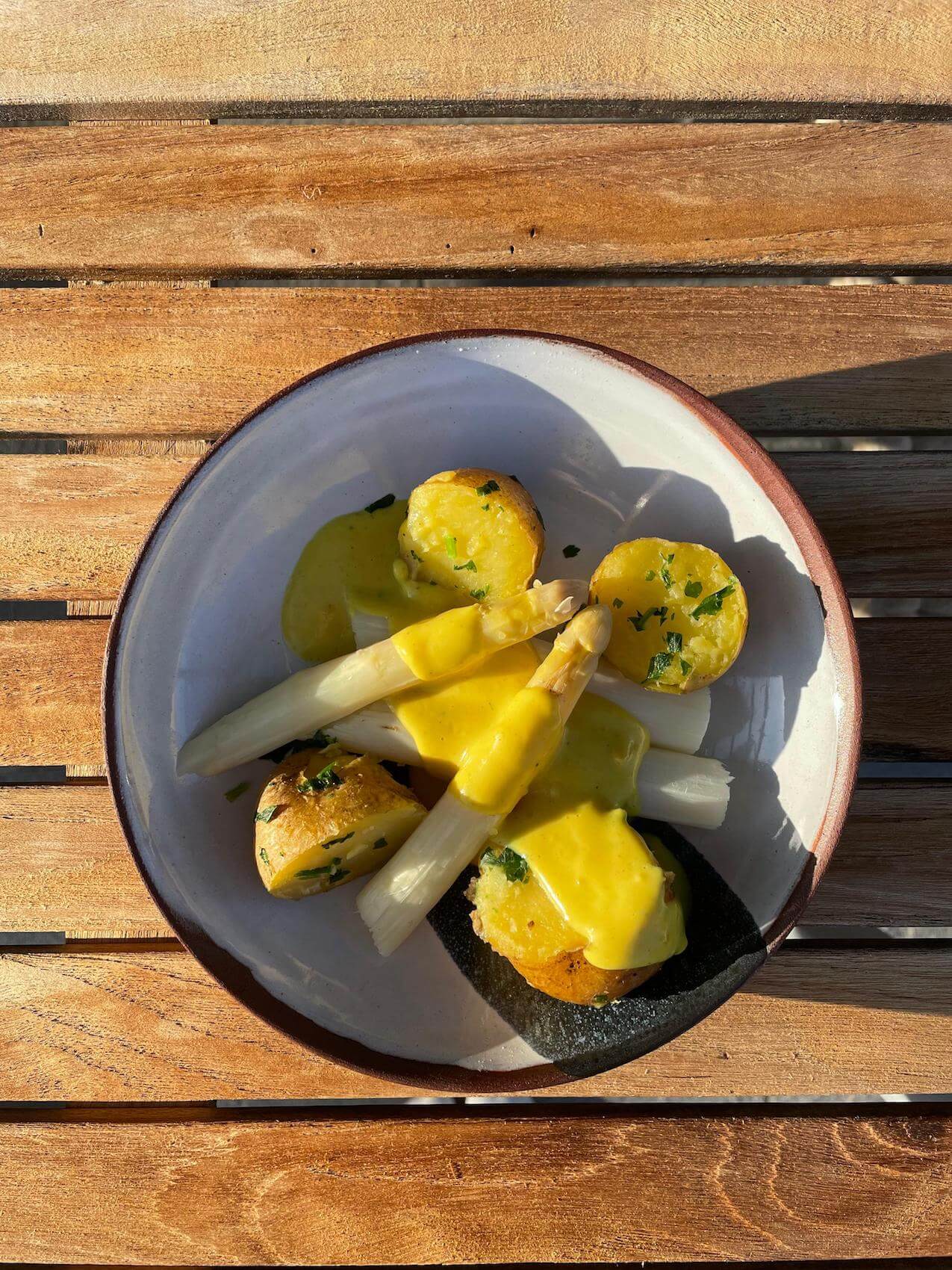 Spargel mit Sauce Hollandaise - Prima Magazin