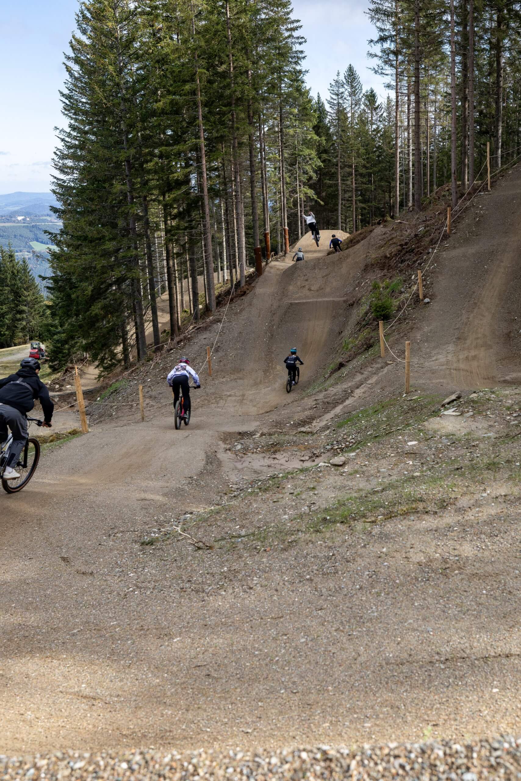 Geeignet für erfahrene Mountainbiker*innen und Flow-Liebhaber*innen 