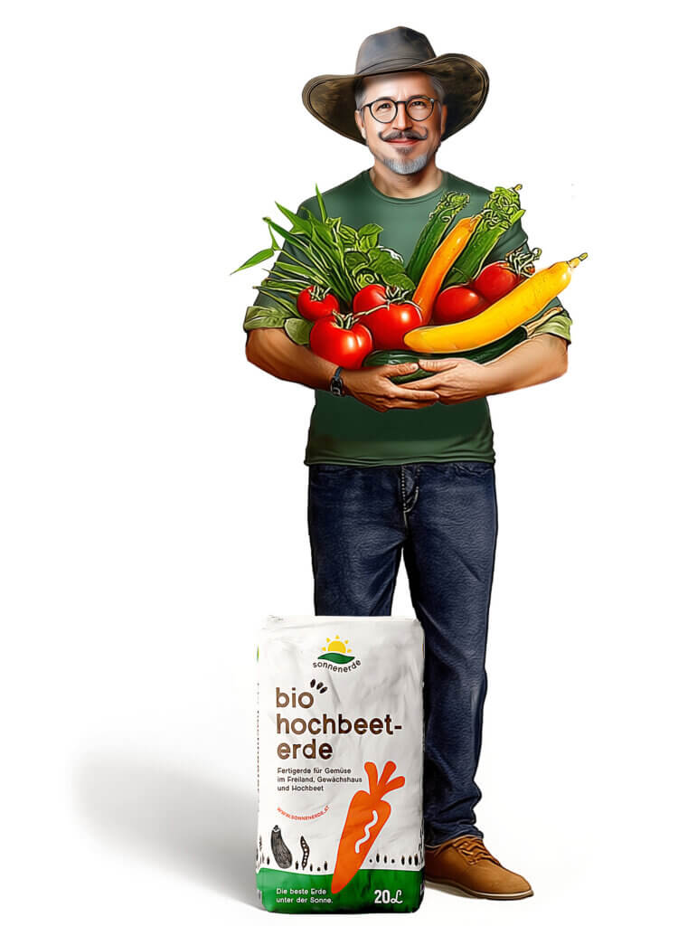 Gery_Gemüse_stehend Mann mit frischem Gemüse hält Bio-Hochbeeterde. Ideal für nachhaltiges Gärtnern im Garten oder Gewächshaus.