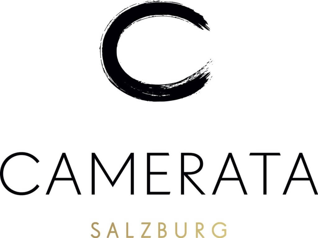 Camerata_Logo Logo von Camerata Salzburg vor weißem Hintergrund, dargestellt auf der Webseite des regionalen Prima Magazins.