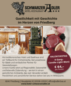 Innenansicht des Hotel-Restaurants Schwarzer Adler in Friedberg mit traditionellem Dekor, Valentinstagsmenü-Angebot.